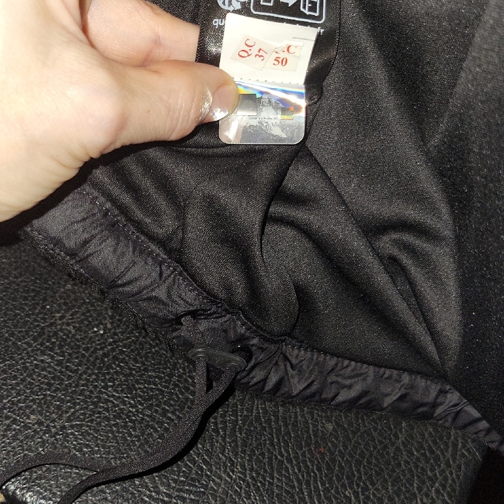 The North Face Black Fleece Jacket - Picture 4 of 5
